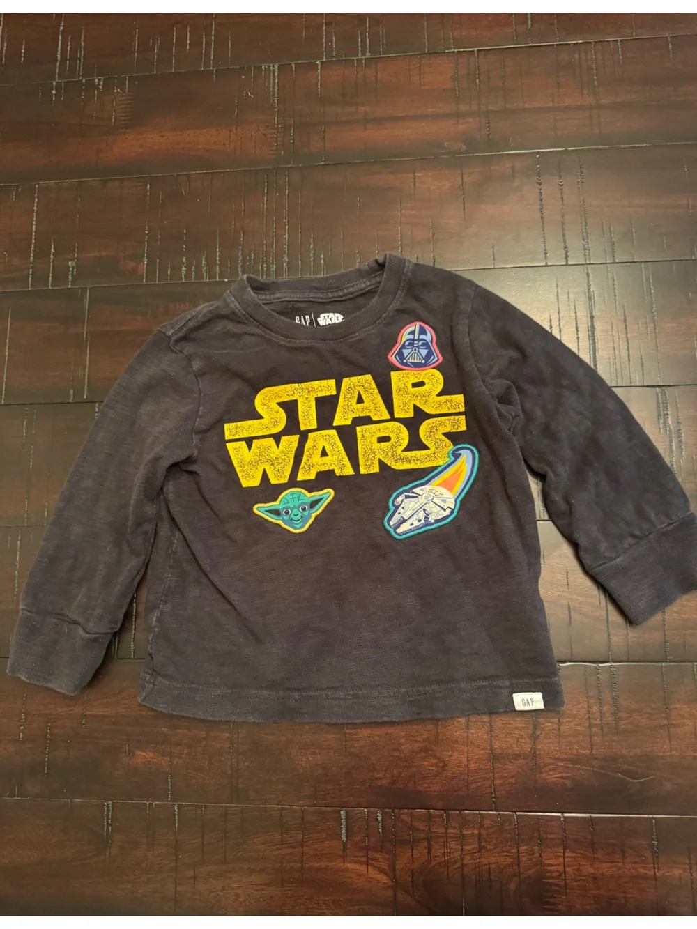 GAP Star Wars Graphic Long-Sleeve Tee size 18-24 months
